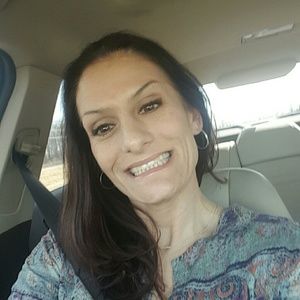 Meet your Posher, Holly