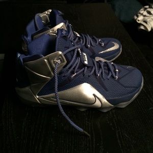 Nike Lebron 12