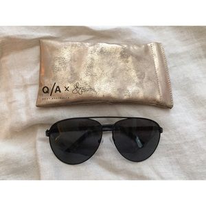 Quay Vivienne Black Sunglasses
