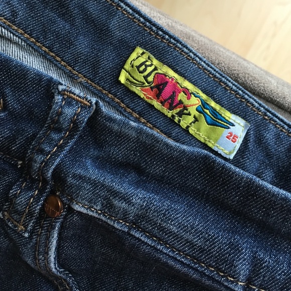 Jeans - Picture 3 of 4
