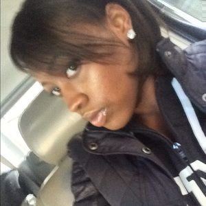 Meet your Posher, Briana