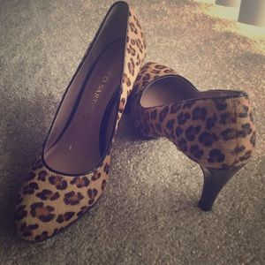 Animal print Franco Sarto pumps
