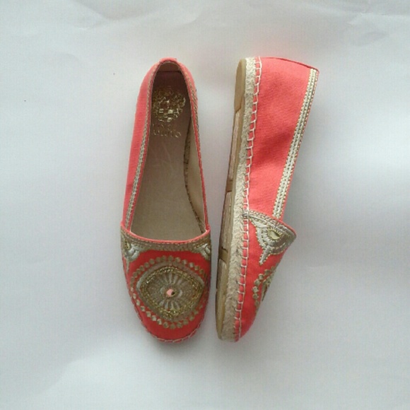 Vince Camuto Shoes - Embroidered grapefruit pink flats espadrilles SOLD