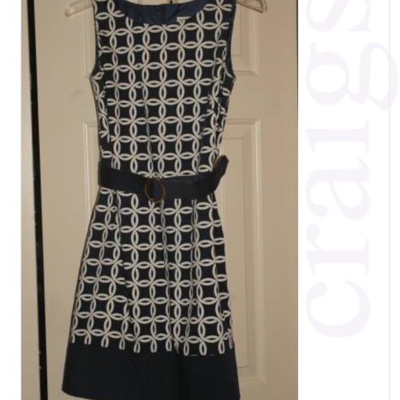Jessica Howard Navy & White dress with belt