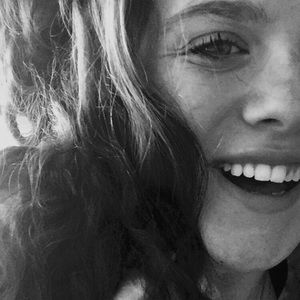 Meet your Posher, Caroline