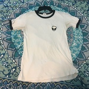 Brandy Melville alien tee