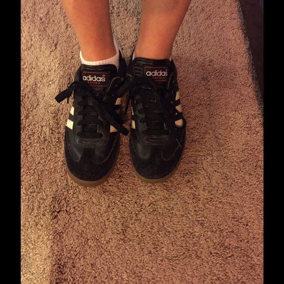 Adidas Sambas