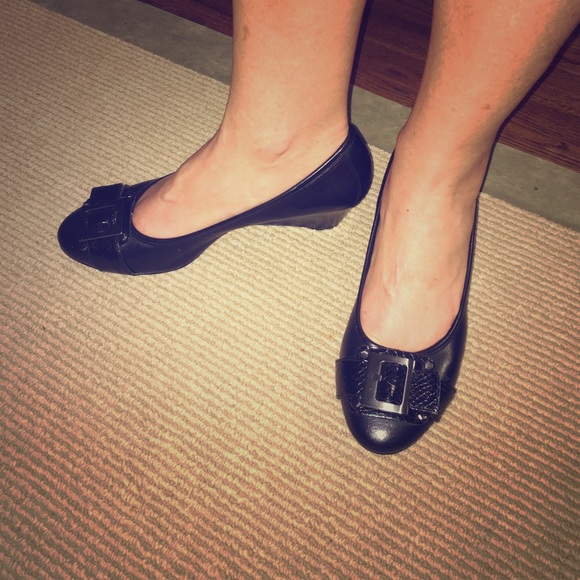 Black shoes