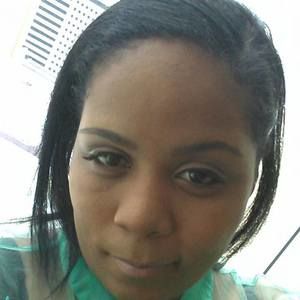 Meet your Posher, Monique