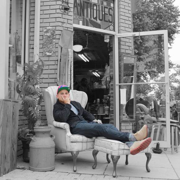 Meet your Posher, Aaron