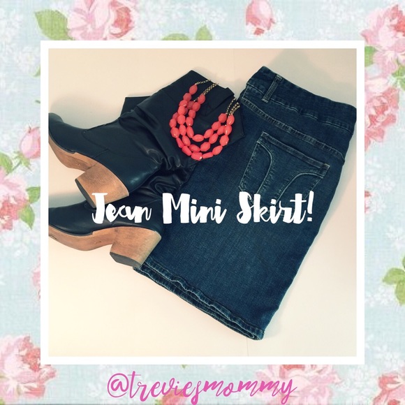 Hot Kiss Dresses & Skirts - SALE!! Size 18 stretchy jean mini skirt!