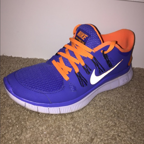 Nike Shoes - Nike Free 5.0