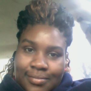 Meet your Posher, Chella