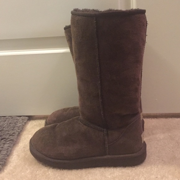 Tall brown UGGS