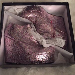Deena & ozzy glitter wedges