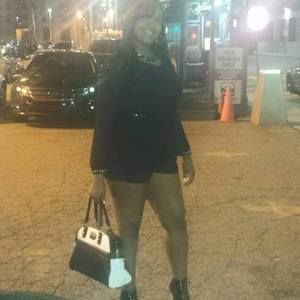 Meet your Posher, Angela