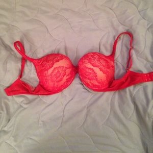 Sexy Red Victoria's Secret padded push up bra 36D