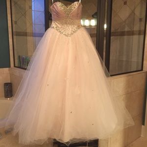 Prom/pageant dress