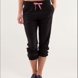 Lululemon work it out pants sz 4
