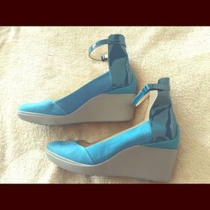 New Tsubo Blue Wedges Extra Comfort Modern size 10