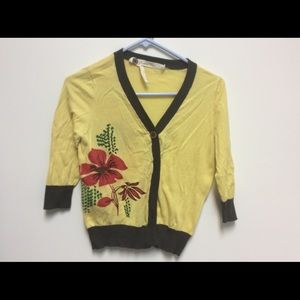 Short sleeved cardigan