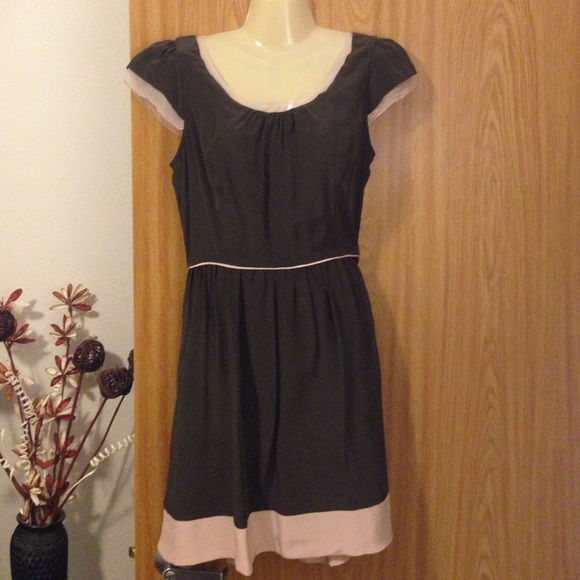 Medium silky dress