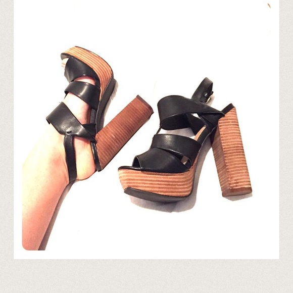 platform heels - Picture 4 of 4