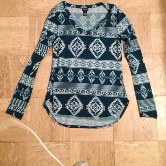 Rue 21 Aztec sweater size large