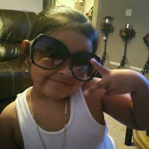 Meet your Posher, Liz