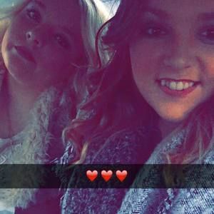 Meet your Posher, Carlee