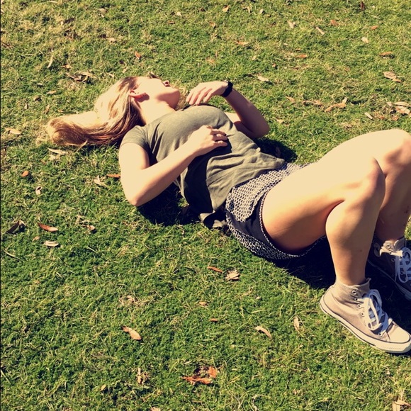 Meet your Posher, Madison - Picture 1 of 1