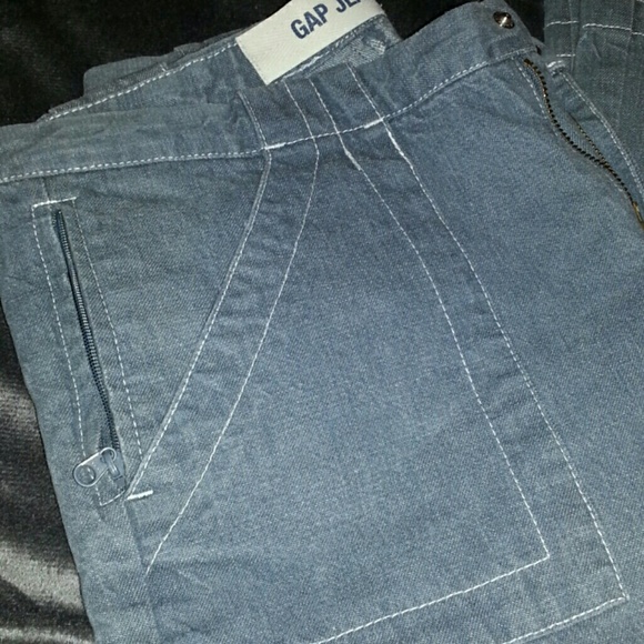 Gray GAP jeans trousers