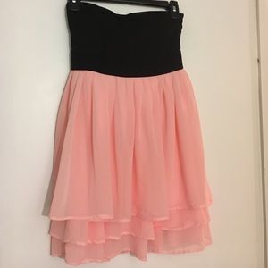Strapless dress