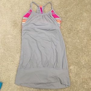 lululemon no limits tank, size 6