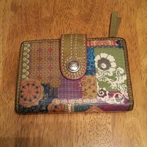 Fossil wallet