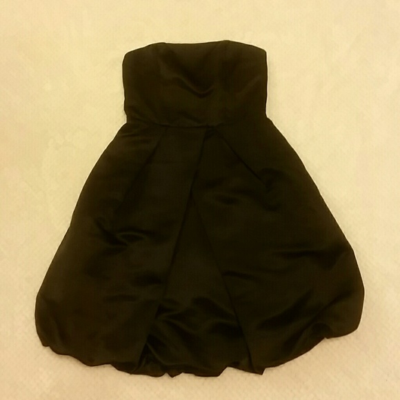 Black strapless party dress
