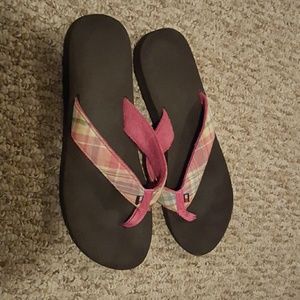 Tommy Hilfiger flip flops