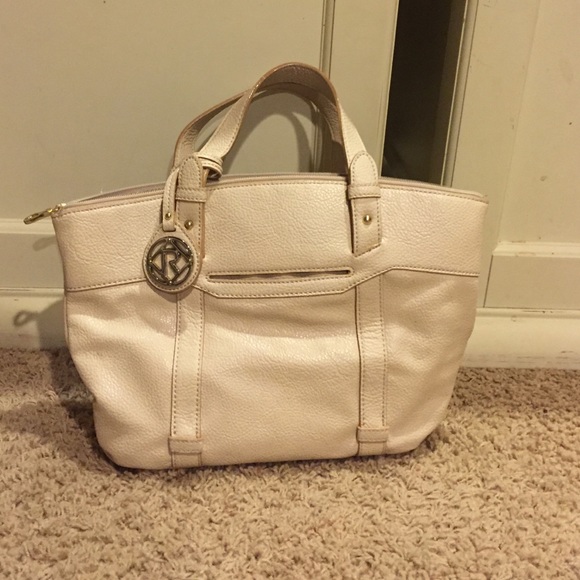 Tan/Nude Relic Purse - Picture 1 of 3