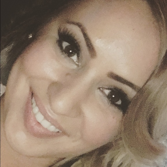 Meet your Posher, Krystal