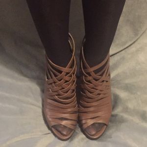 Nine West wedge heel/sandal