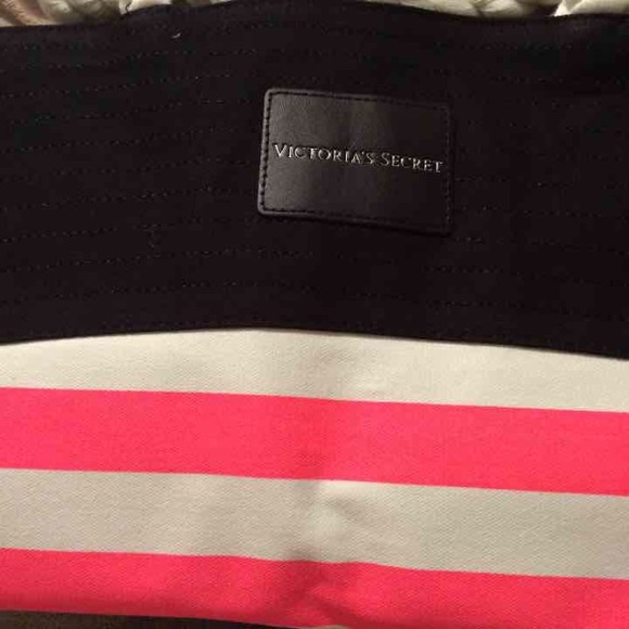 BRAND NEW VS TOTE BAG - Picture 2 of 3