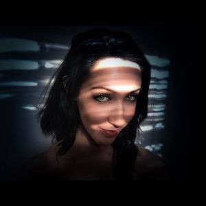 Meet your Posher, Monica