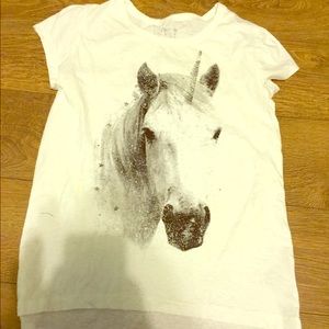 Cute shirt for winter and summer!