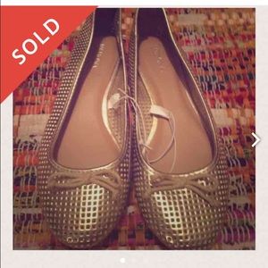 NWT Gold Merona Flats