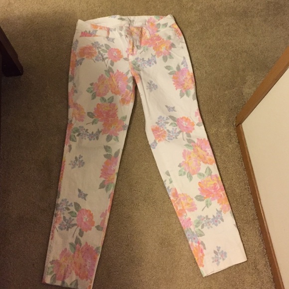 Old Navy Pixie pants