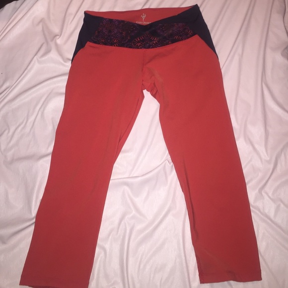 Cozy orange capri workout pants - Picture 1 of 4