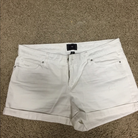 Gap shorts