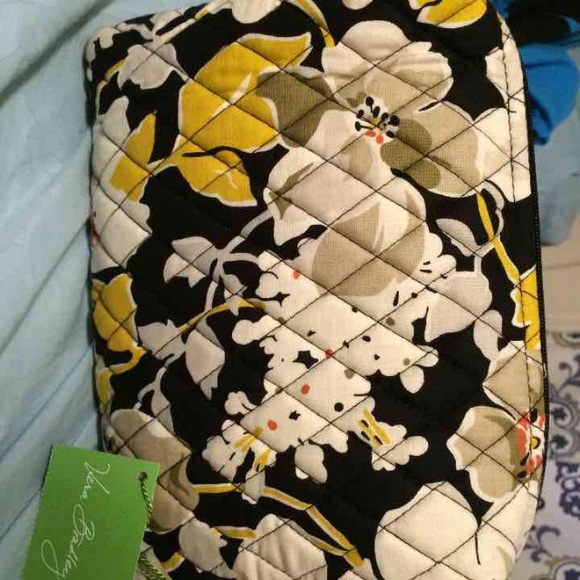 NWT VERA BRADLEY - Picture 1 of 2