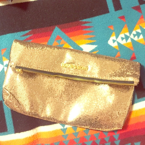 NWOT Victoria's Secret clutch - Picture 1 of 2
