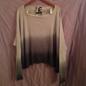 Young Broke & Fabulous medium long sleeve flow top